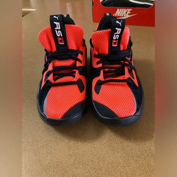 PUMA - Picture 2 of 4